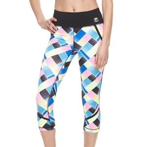Fila Sport High Waisted Capri Print Size Small